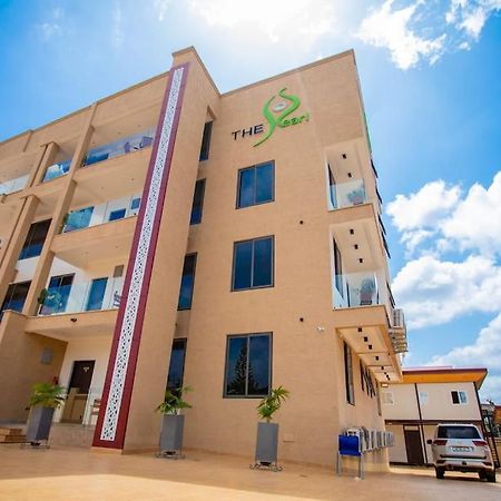 The Pearl - Legacy - 4Th Floor Appartement Kumasi Buitenkant foto